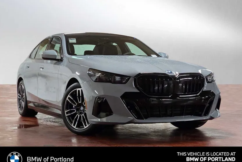 2026 Bmw 550e xDrive photo 1