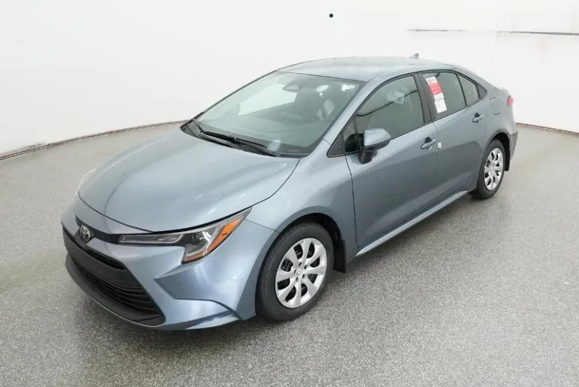 2026 Toyota Corolla LE photo 1