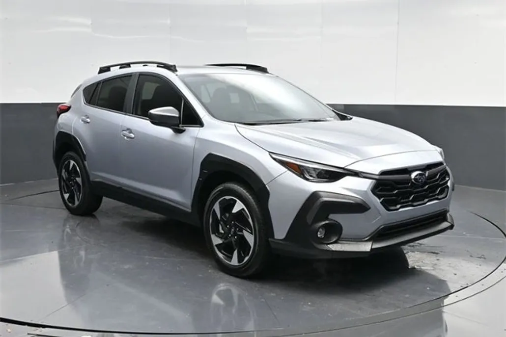2024 Subaru Crosstrek Limited photo 1