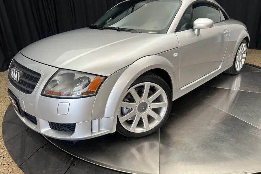 2005 Audi TT Quattro Coupe photo 1