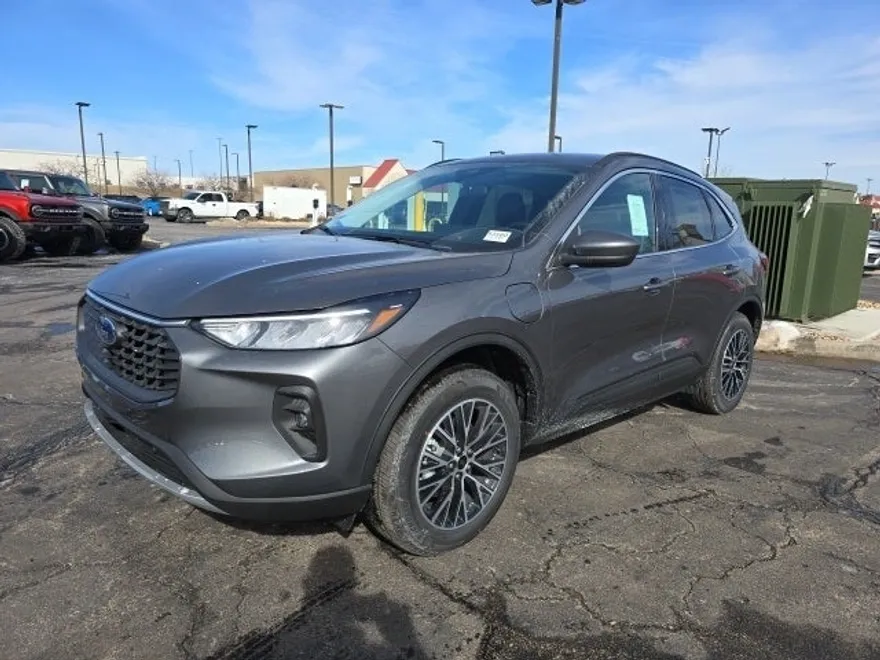 2025 Ford Escape Base photo 1