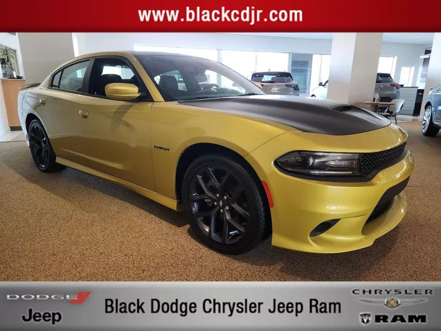 2021 Dodge Charger R/T photo 1