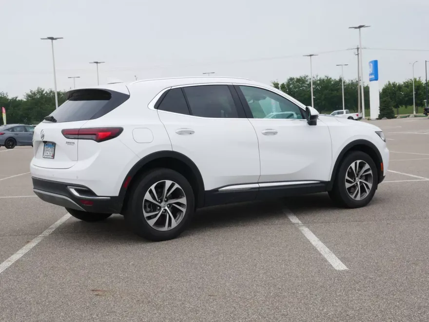 2023 Buick Envision Essence photo 1