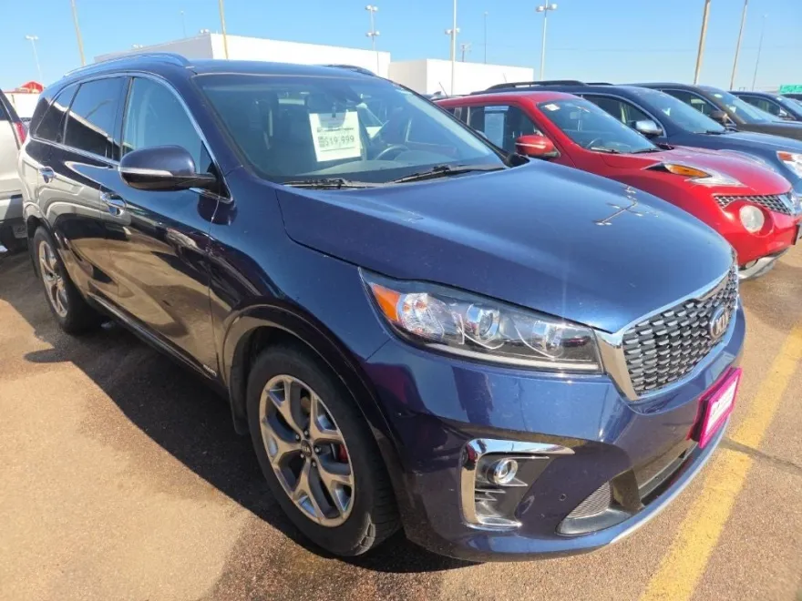 2019 Kia Sorento SX photo 1