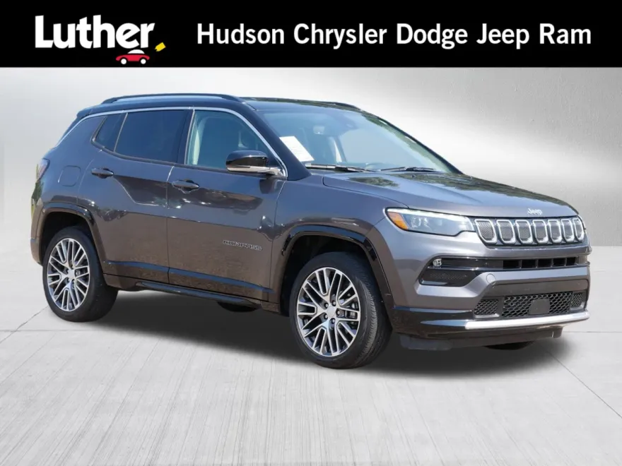 2022 Jeep Compass Limited photo 1