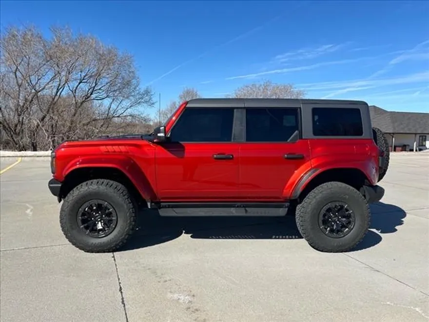 2024 Ford Bronco Raptor photo 1
