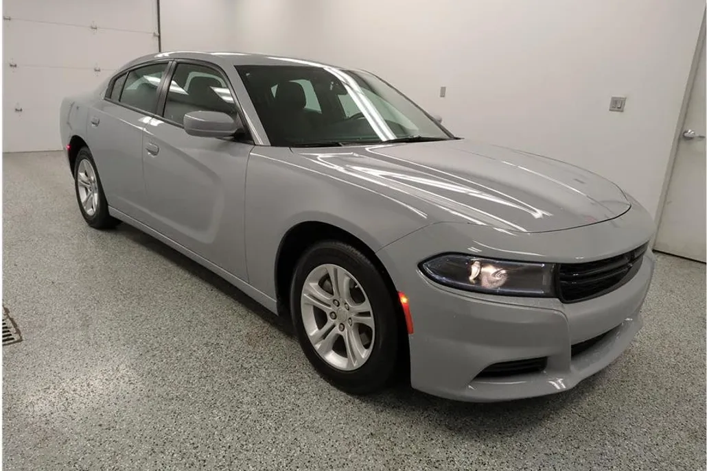 2022 Dodge Charger SXT photo 1
