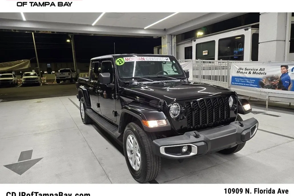 2023 Jeep Gladiator Sport S photo 1