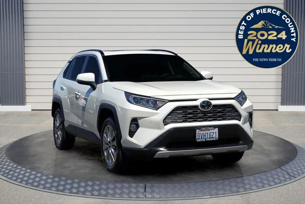 2016 Toyota 4Runner Limited photo 1
