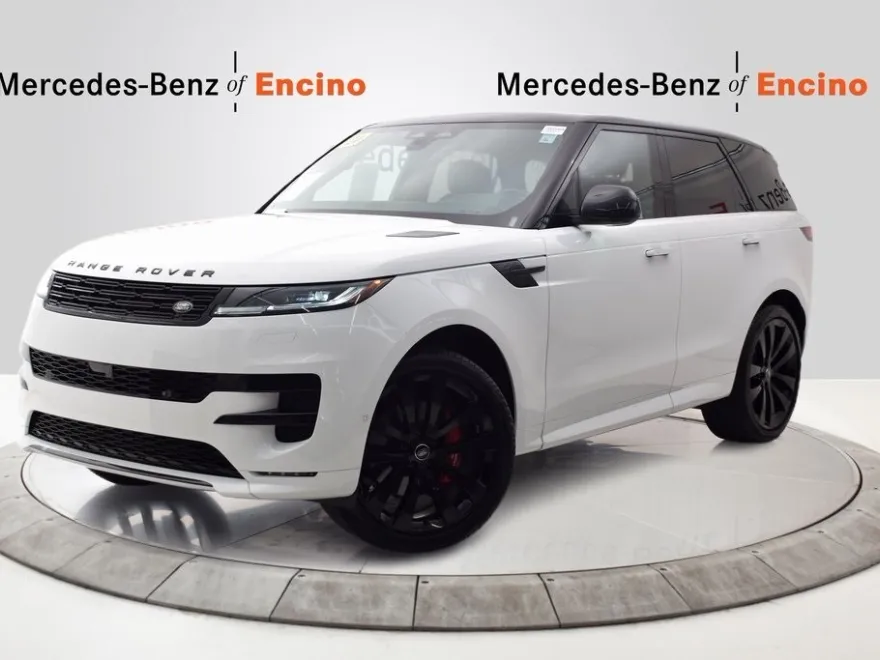 2024 Land Rover Range Rover Sport SE photo 1
