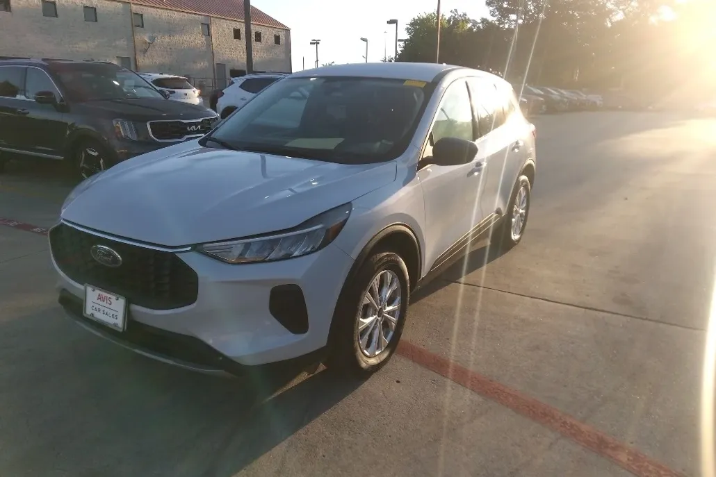 2025 Ford Escape Active photo 1