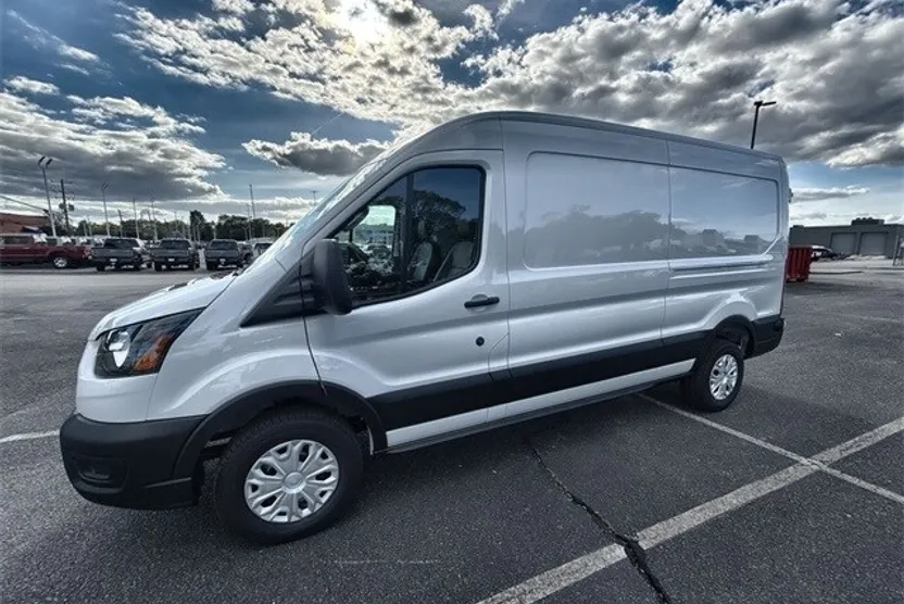 2025 Ford Transit photo 1