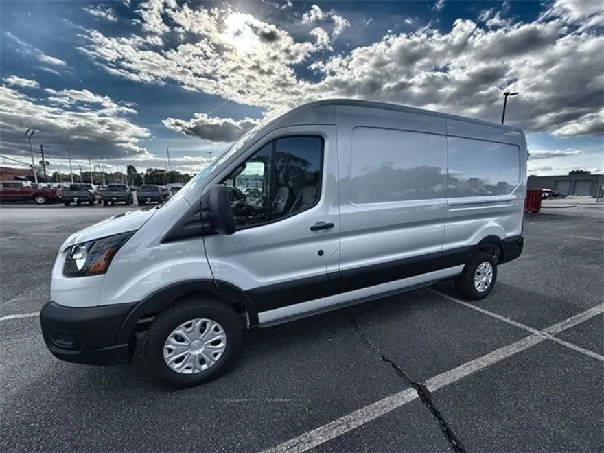 2025 Ford Transit photo 1
