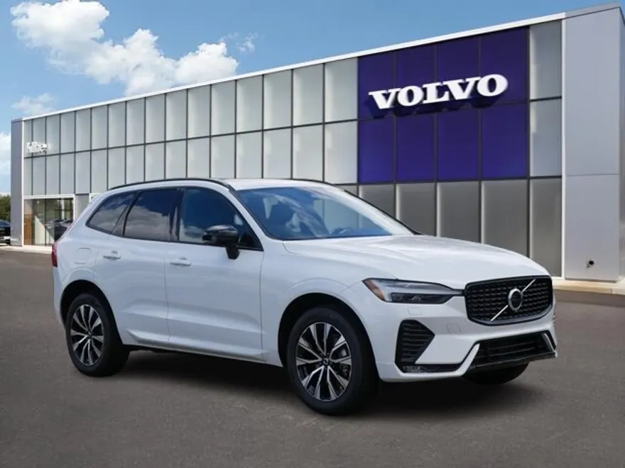 2025 Volvo XC60 B5 Core photo 1