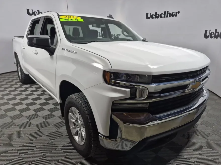 2022 Chevrolet Silverado 1500 LT photo 1