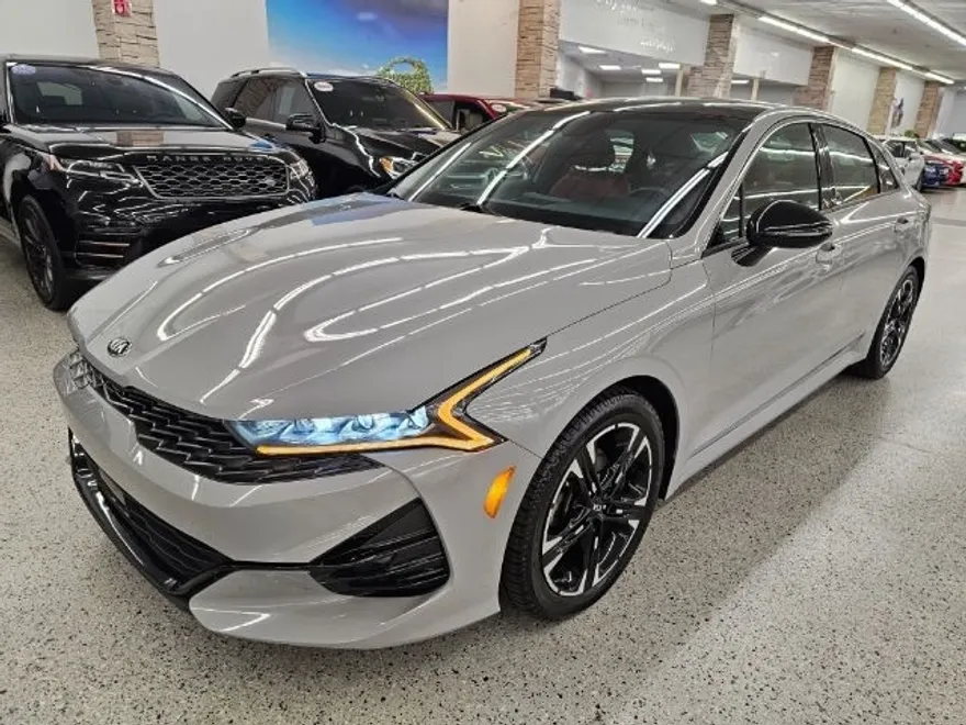 2021 Kia K5 GT-Line photo 1