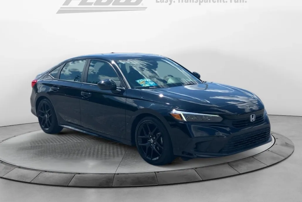 2022 Honda Civic Sport photo 1
