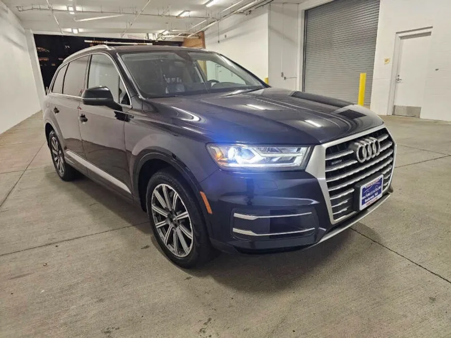 2017 Audi Q7 3.0T Premium Plus photo 1