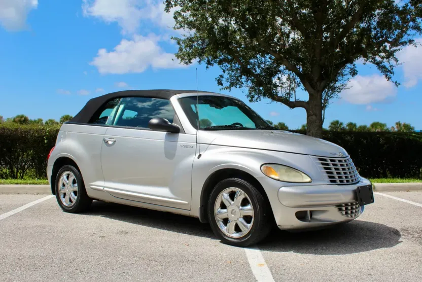 2005 Chrysler PT Cruiser photo 1
