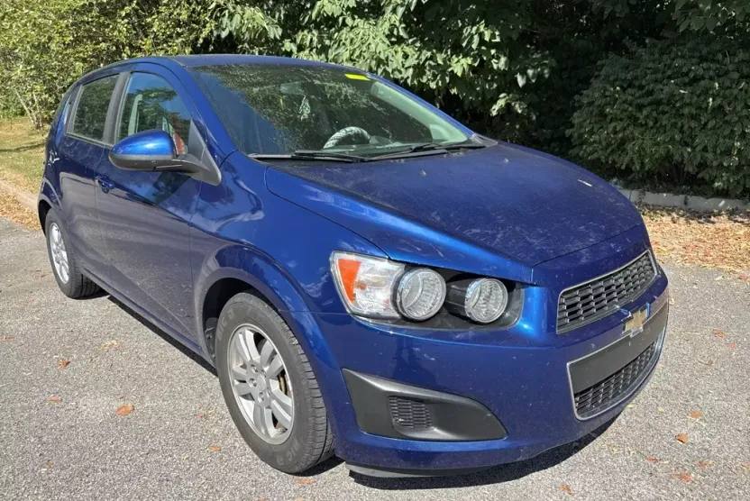 2014 Chevrolet Sonic LT photo 1