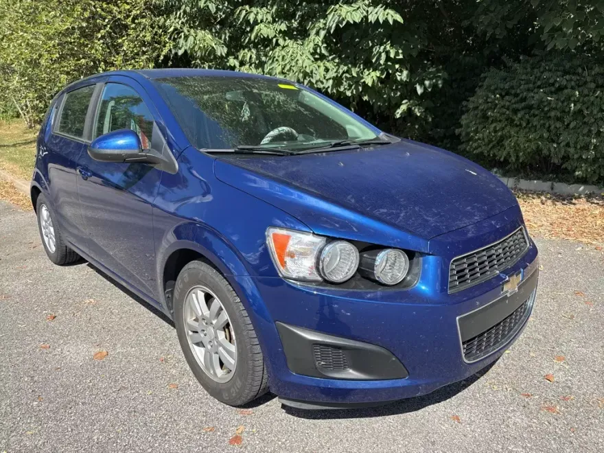 2014 Chevrolet Sonic LT photo 1