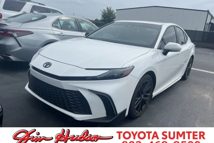 2025 Toyota Camry XSE photo 1