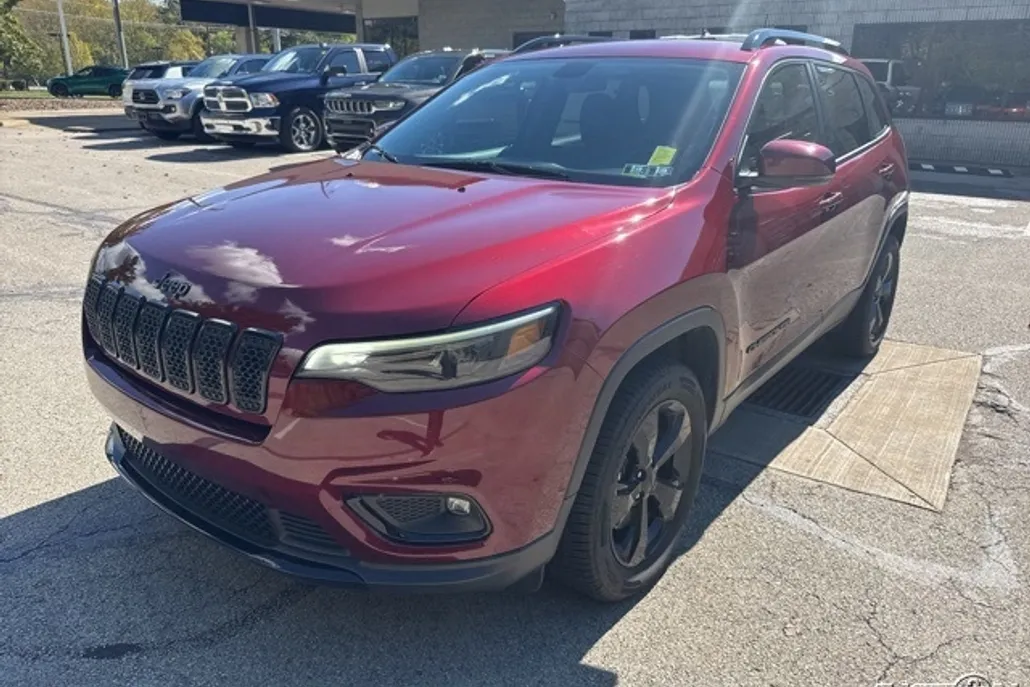 2020 Jeep Cherokee Altitude photo 1