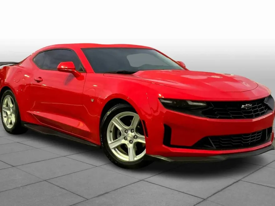 2023 Chevrolet Camaro 1LS 1LT photo 1