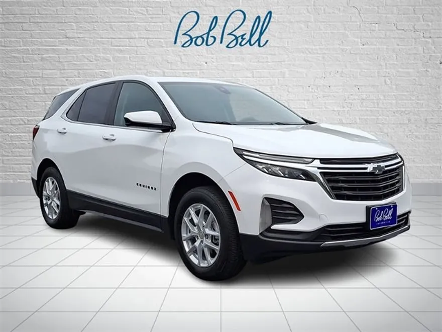 2023 Chevrolet Equinox LT photo 1