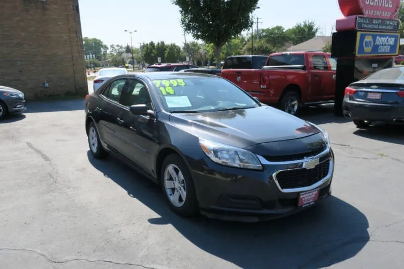 2014 Chevrolet Malibu LS photo 1