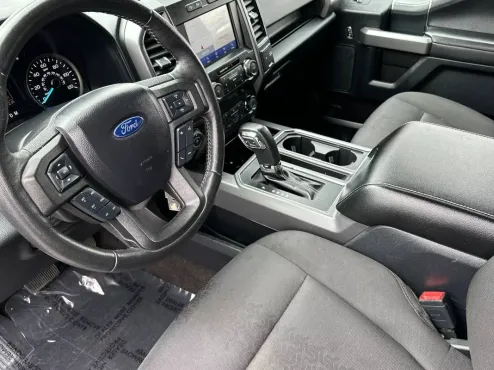 2020 Ford F-150 XLT photo 4