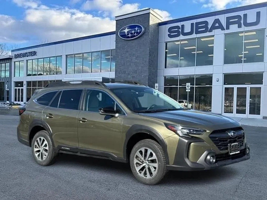 2023 Subaru Outback Premium photo 1