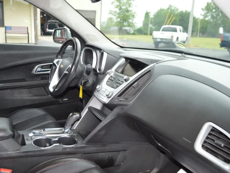 2016 Chevrolet Equinox LTZ photo 1