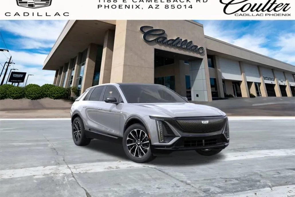 2025 Cadillac Lyriq Sport photo 1