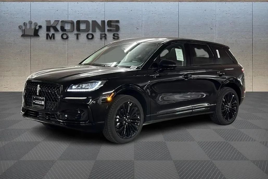 2024 Lincoln Corsair Premiere photo 1