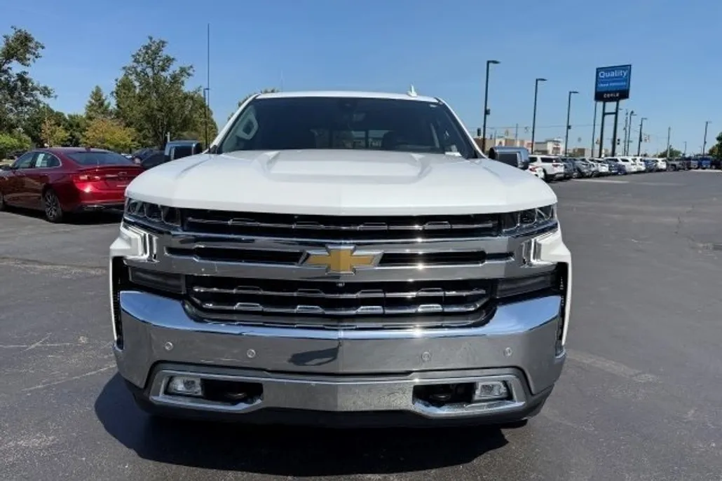 2021 Chevrolet Silverado 1500 LTZ photo 1