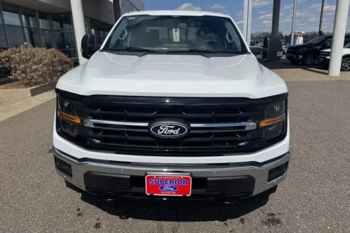 2025 Ford F-150 XLT photo 2
