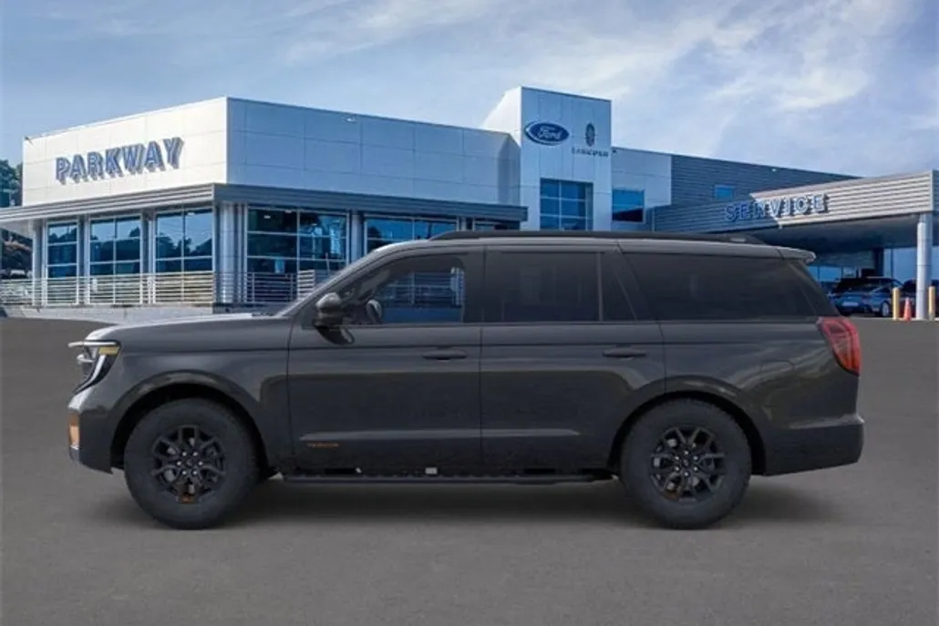 2025 Ford Expedition photo 1