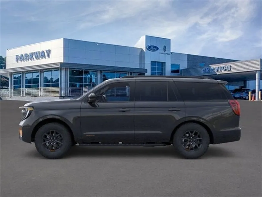 2025 Ford Expedition photo 1