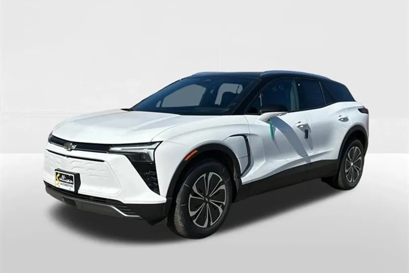2025 Chevrolet Blazer EV photo 1