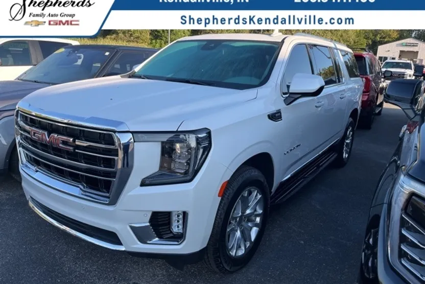 2023 Gmc Yukon XL SLT photo 1