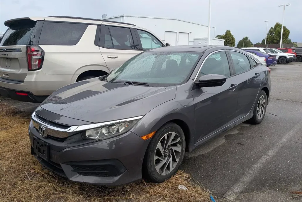 2017 Honda Civic EX photo 1
