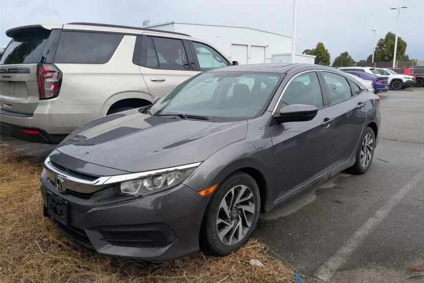 2017 Honda Civic EX photo 1