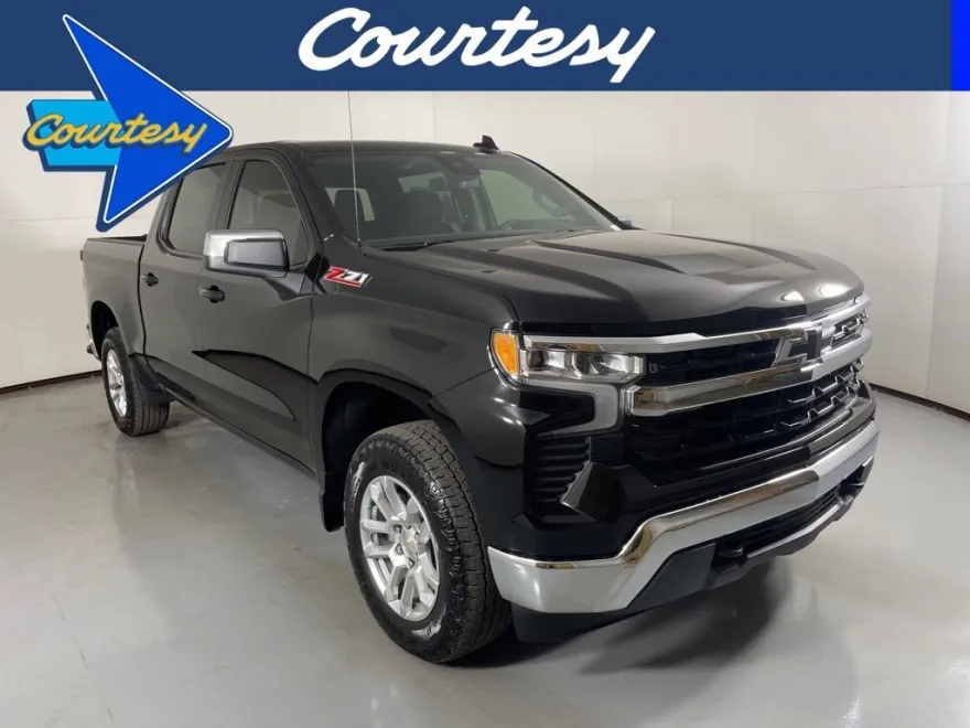 2026 Chevrolet Silverado 1500 LT photo 1