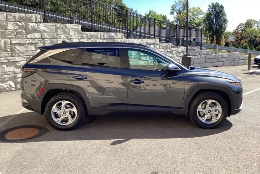 2023 Hyundai Tucson SEL photo 1