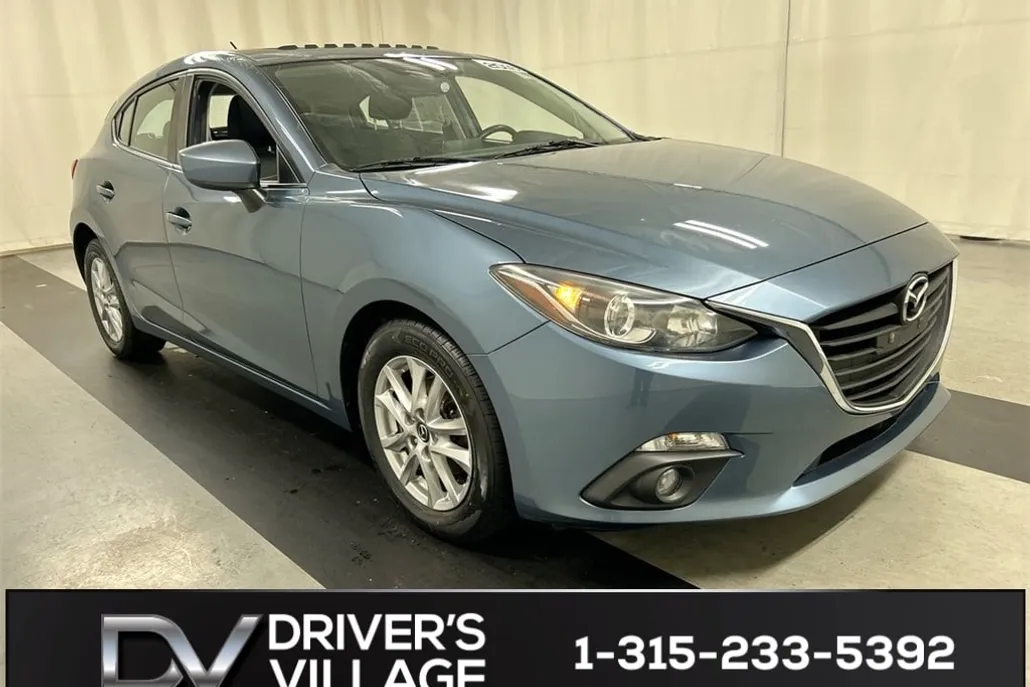 2016 Mazda Mazda3 Touring Hatchback photo 1