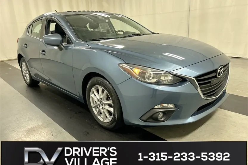2016 Mazda Mazda3 Touring Hatchback photo 1