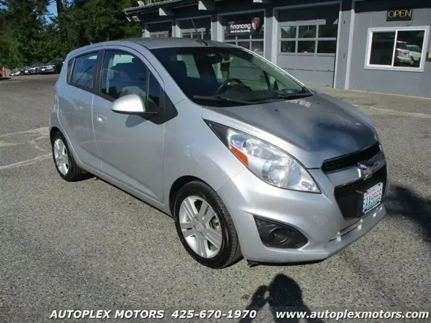2014 Chevrolet Spark 1LT photo 1