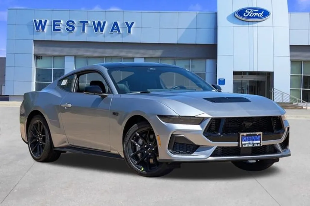 2025 Ford Mustang GT photo 1
