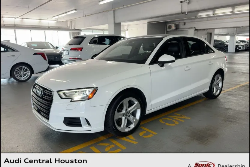 2018 Audi A3 Premium photo 1